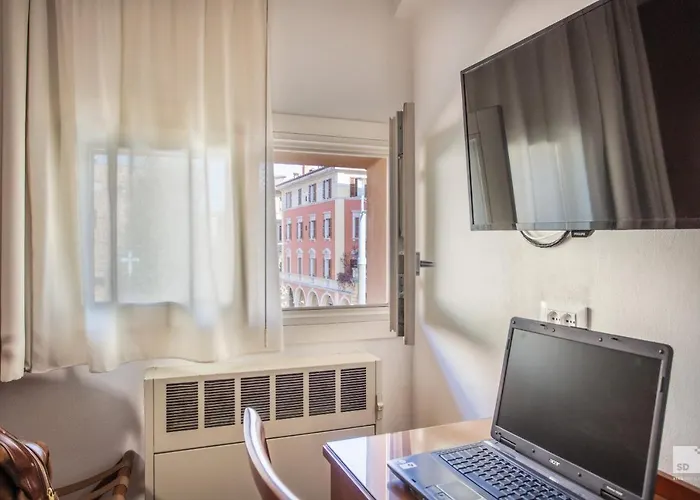 Blumen Collection By Gsa